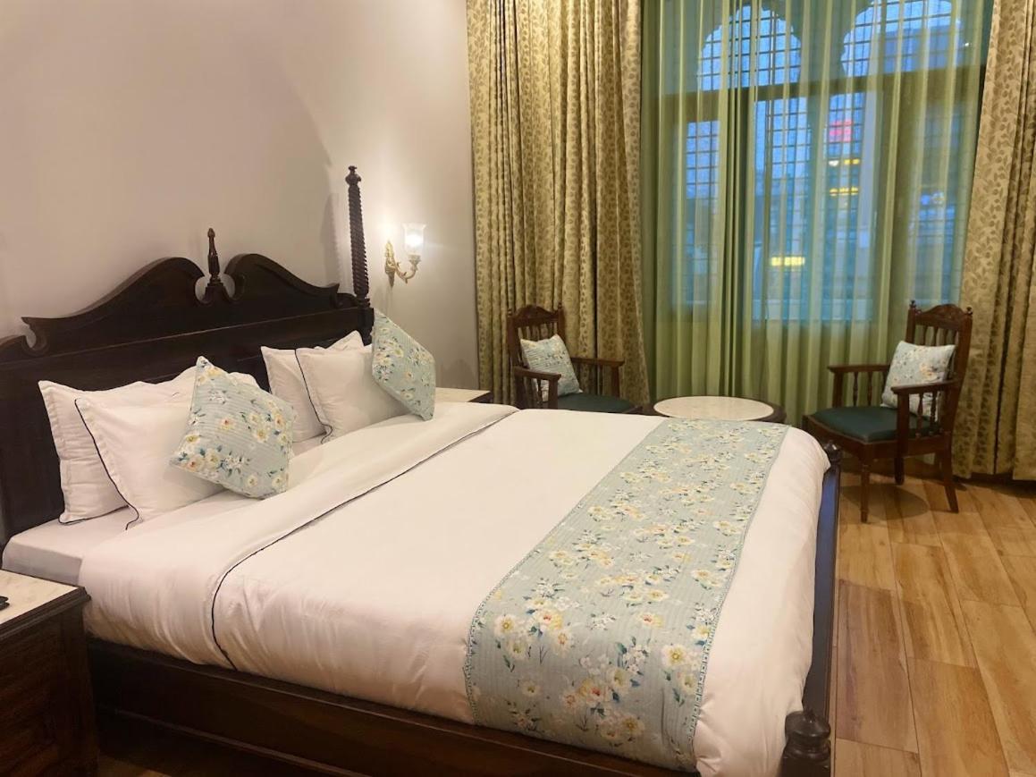 Chitawa Haveli Jaipur Hotel Bagian luar foto