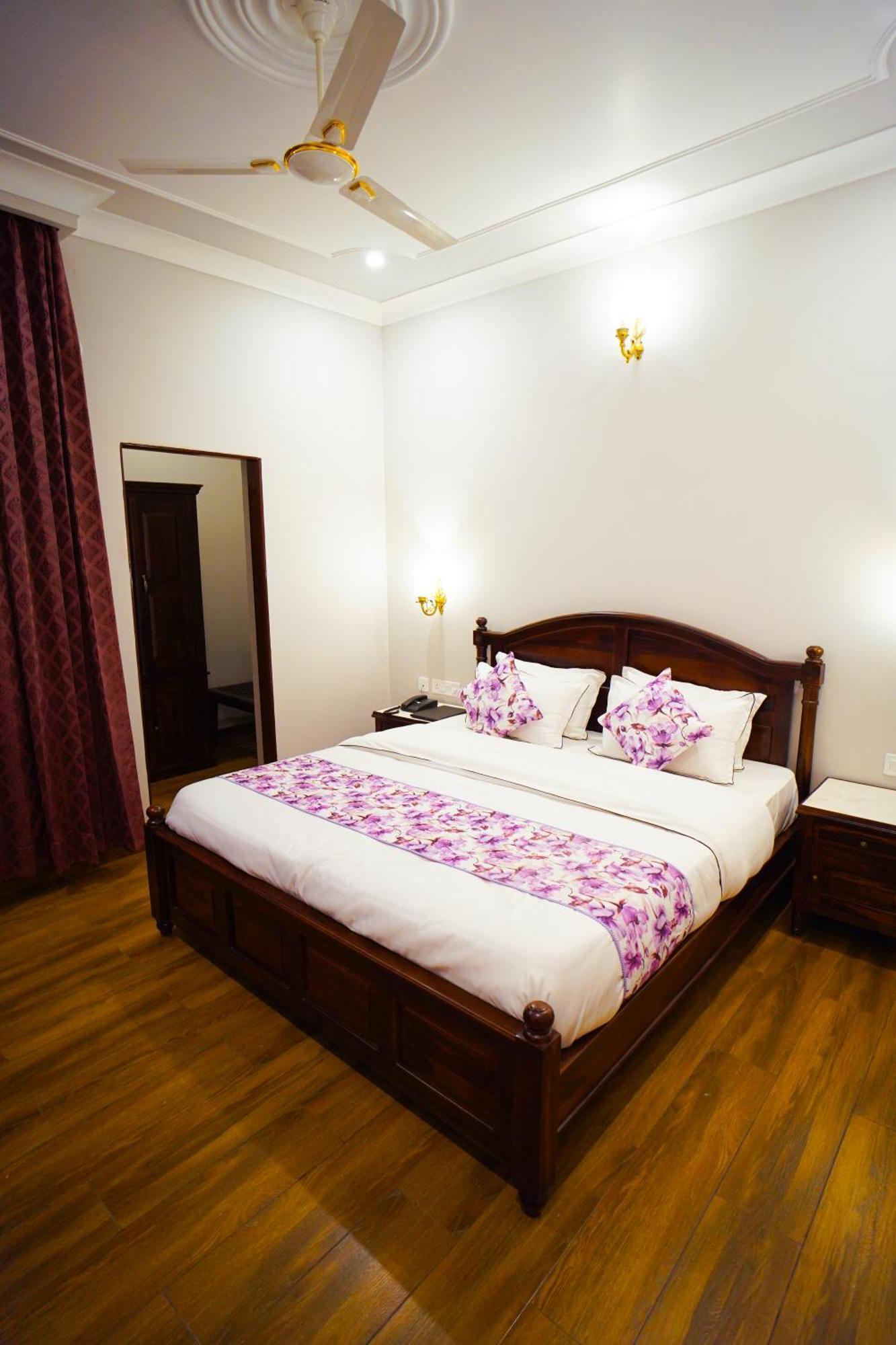 Chitawa Haveli Jaipur Hotel Bagian luar foto